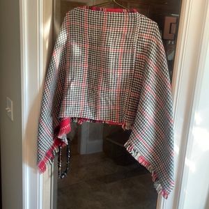 Reversible cape